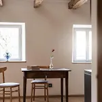 Ansitz Thierburg Апартаменти Мерано