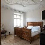 Апартаменти Ansitz Thierburg