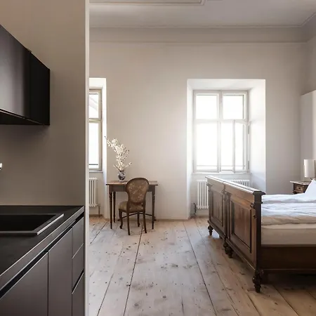 Ansitz Thierburg Apartment Merano