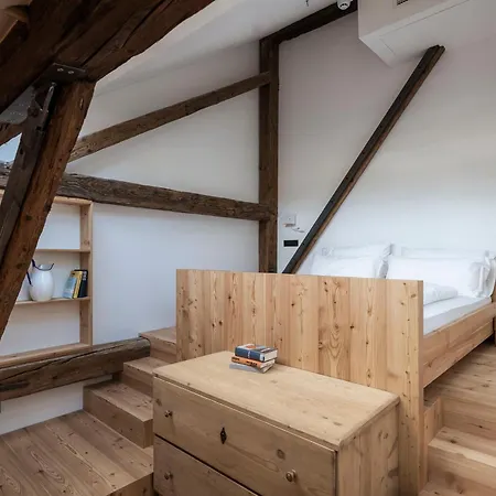 Ansitz Thierburg 아파트 *