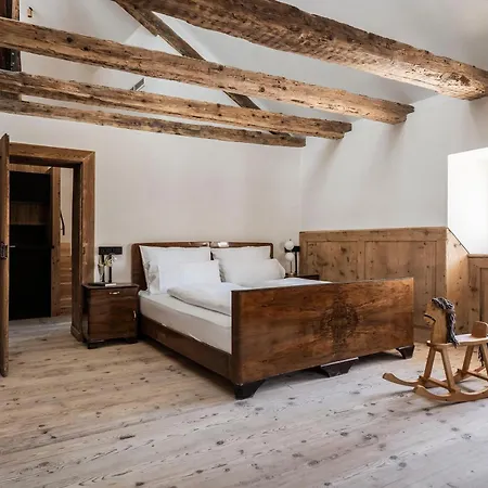 Апартаменты Ansitz Thierburg