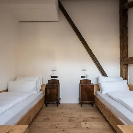 Ansitz Thierburg 아파트