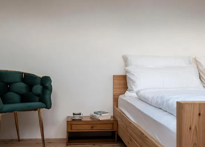 Ansitz Thierburg * Meran